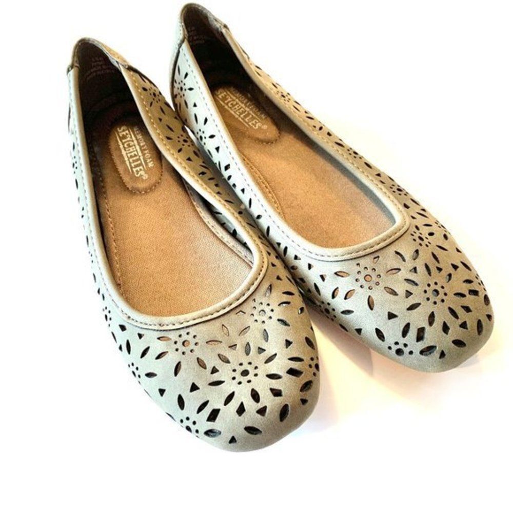 Seychelles Light Army Green Flats Shoes